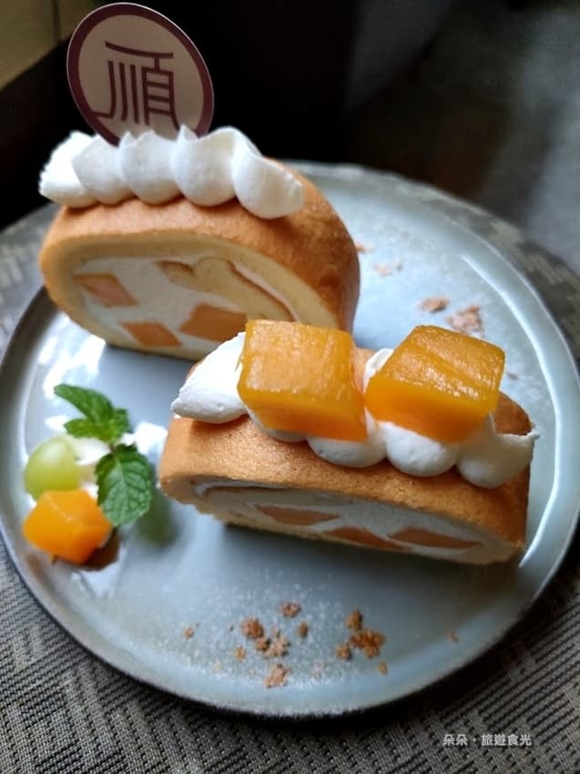 順風號甜點與拿鐵組合
